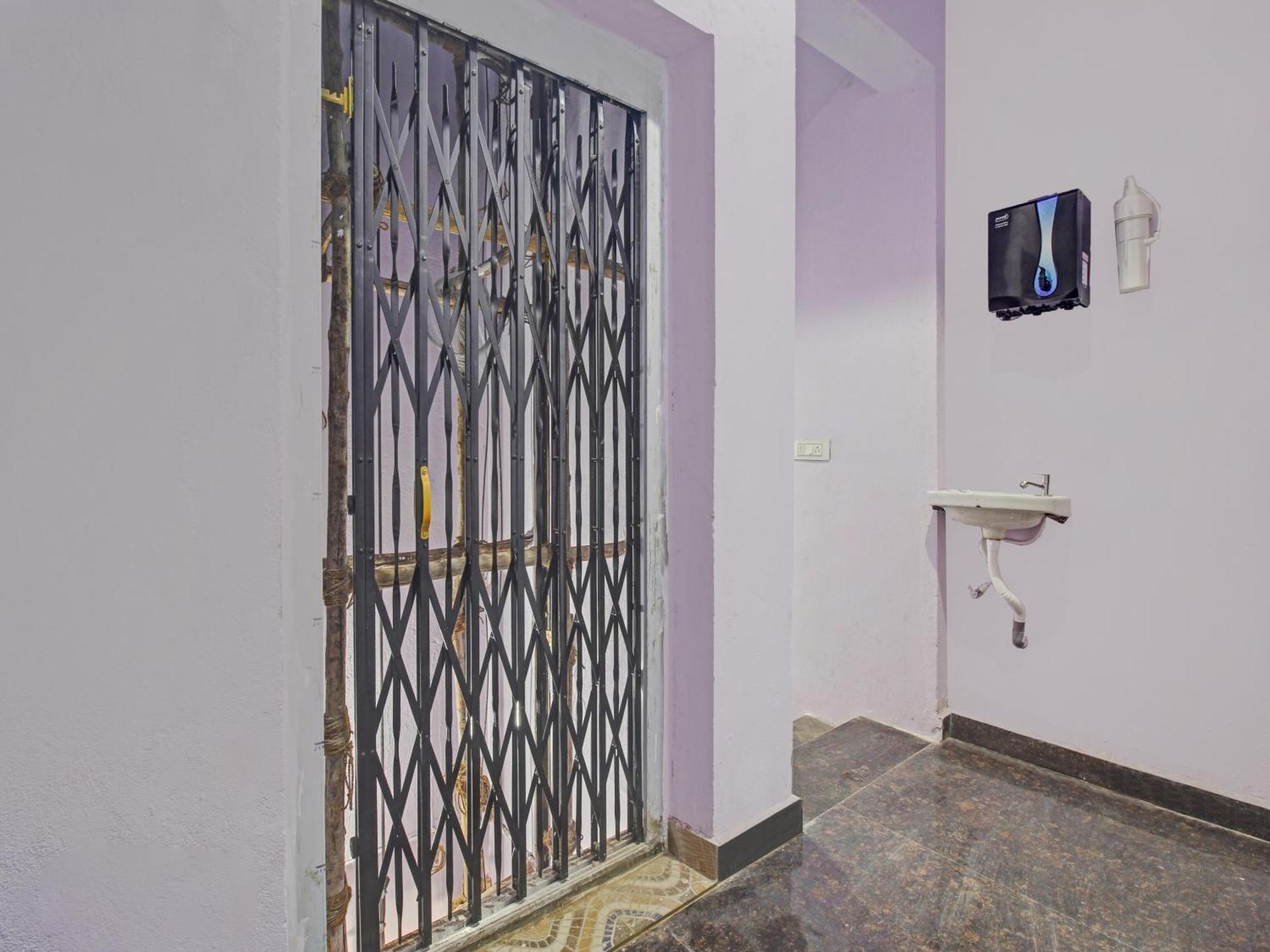 Hotel O Royal Stay Haidar Sahibguda Buitenkant foto